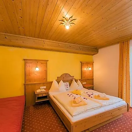 Hotell Hinteraigengut Flachau