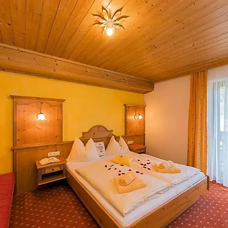 Hotell Hinteraigengut Flachau